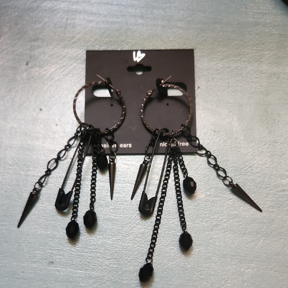 Black Edgy Dangle Earrings